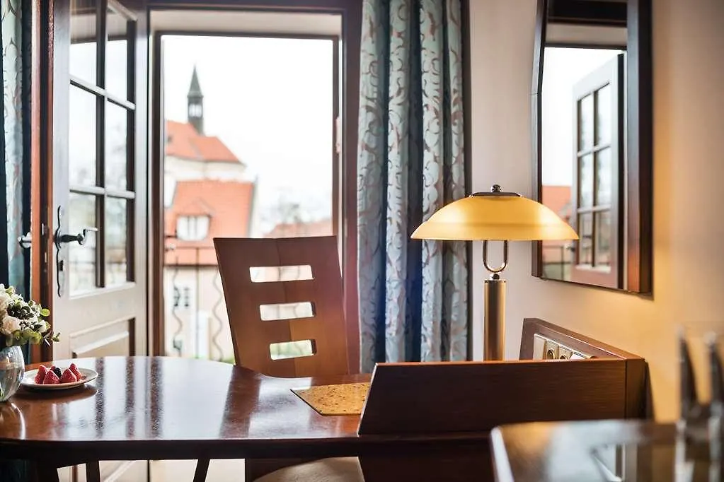Lindner Hotel Prague Castle República Checa