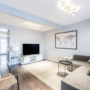 two-bedroom-town-house-10-min-to-downtown-ottawa.ottawa-hotel.net/