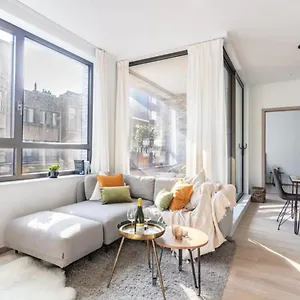beautiful-sunny-apartment.hotelsantwerp.net/