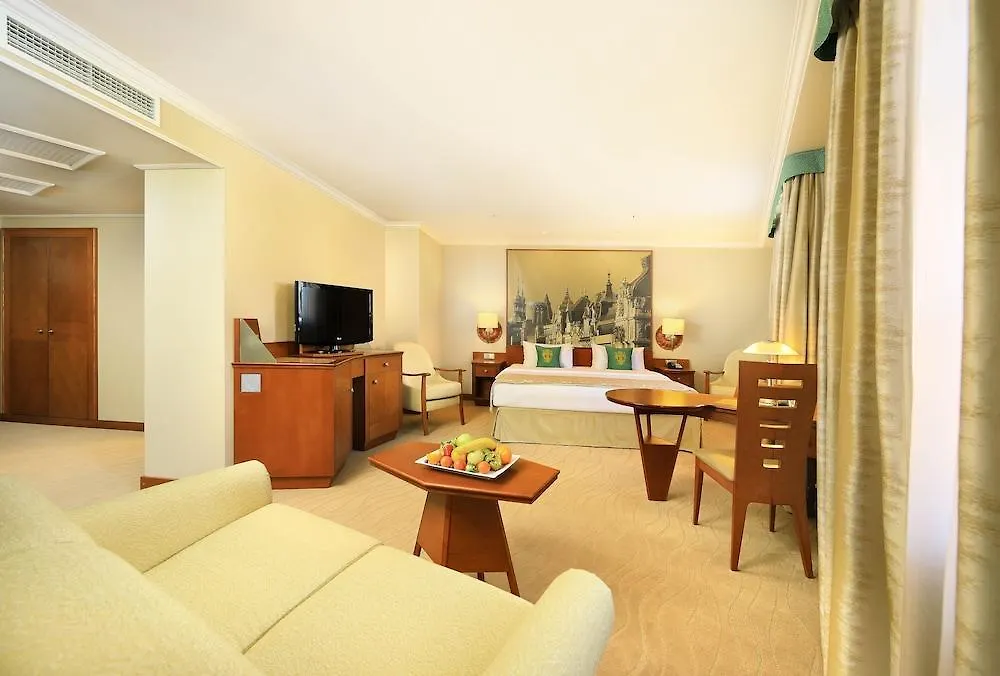 Lindner Hotel Prague Castle, Part Of Jdv By Hyatt 4*,