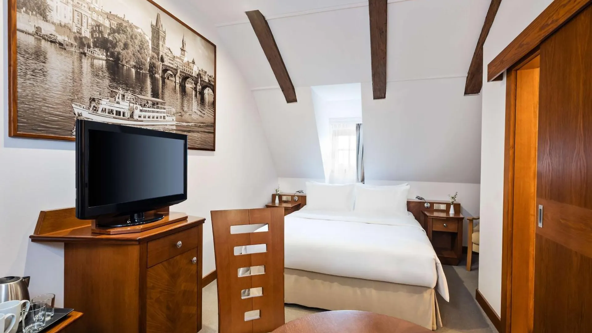 Lindner Hotel Prague Castle, Part Of Jdv By Hyatt